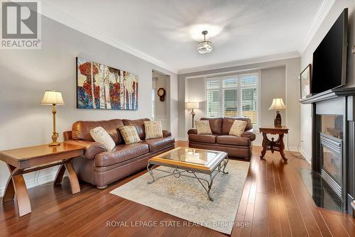 4070 Stadelbauer Drive, Lincoln, ON - Indoor Photo Showing Living Room