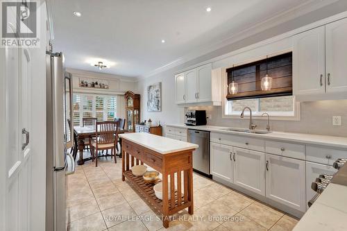 4070 Stadelbauer Drive, Lincoln, ON - Indoor Photo Showing Kitchen