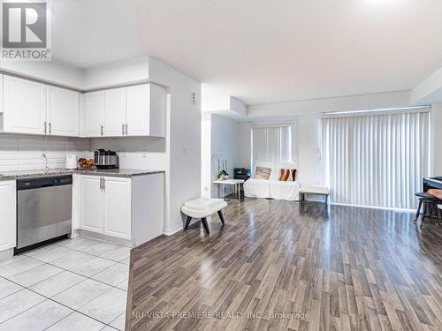 22 - 2488 Post Road, Oakville (Uptown Core), ON - Indoor Photo Showing Kitchen With Stainless Steel Kitchen