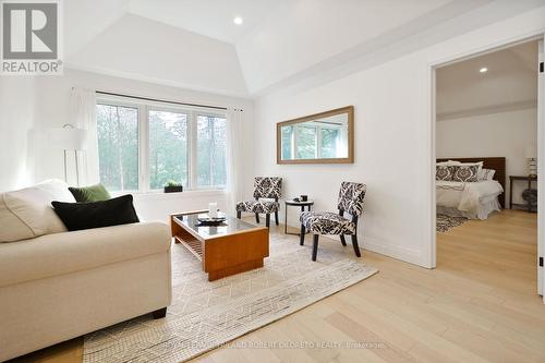 119 Duke Street, Middlesex Centre (Komoka), ON - Indoor Photo Showing Living Room