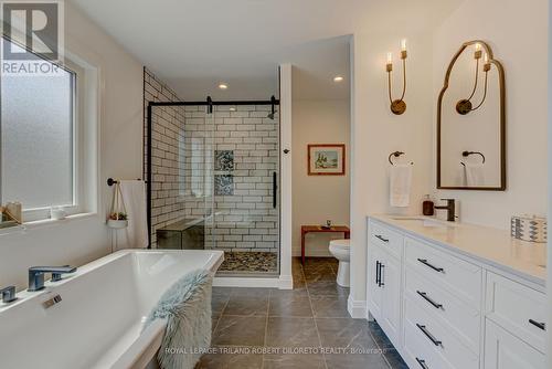 119 Duke Street, Middlesex Centre (Komoka), ON - Indoor Photo Showing Bathroom