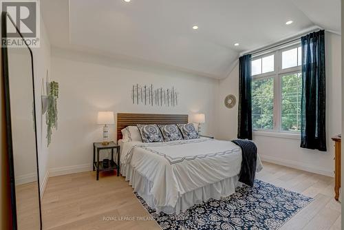 119 Duke Street, Middlesex Centre (Komoka), ON - Indoor Photo Showing Bedroom