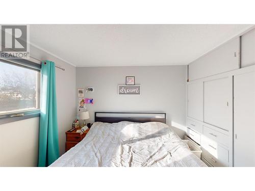 329 6Th Avenue S, Cranbrook, BC - Indoor Photo Showing Bedroom