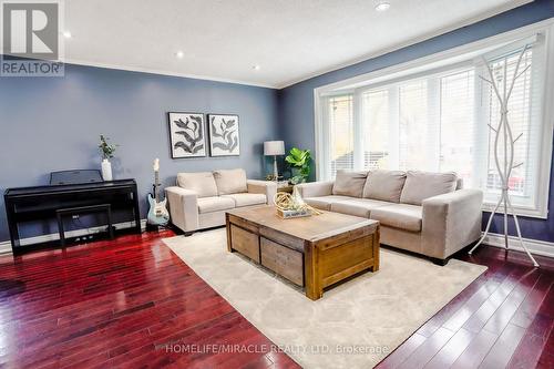 82 Sedgemount Drive, Toronto, ON - Indoor Photo Showing Living Room