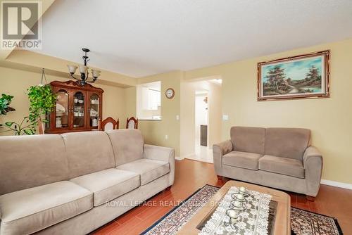 205 - 2628 Mccowan Road, Toronto, ON - Indoor Photo Showing Living Room