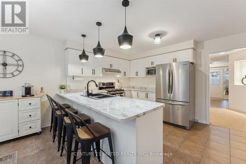 162 Farrier Crescent, Peterborough (Northcrest), ON - Indoor Photo Showing Kitchen With Stainless Steel Kitchen With Double Sink With Upgraded Kitchen