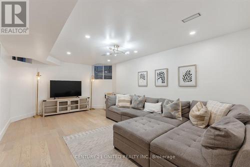 162 Farrier Crescent, Peterborough (Northcrest), ON - Indoor Photo Showing Living Room