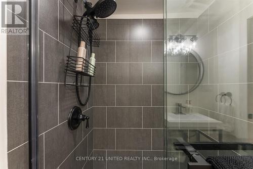 162 Farrier Crescent, Peterborough (Northcrest), ON - Indoor Photo Showing Bathroom