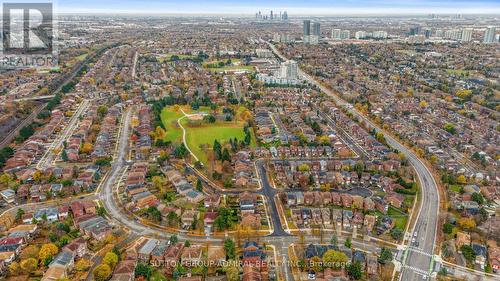 410 - 1 Clark Avenue W, Vaughan, ON - Outdoor With View