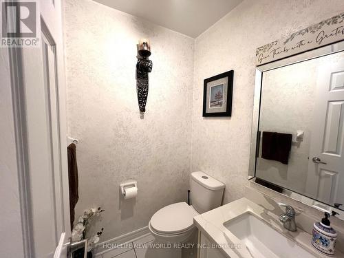 37 Brookwood Drive, Richmond Hill, ON - Indoor Photo Showing Bathroom