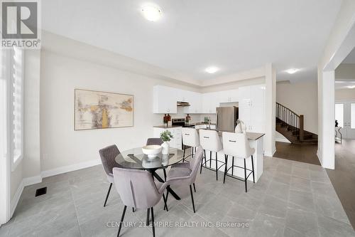 210 Ferragine Crescent, Bradford West Gwillimbury, ON - Indoor Photo Showing Dining Room