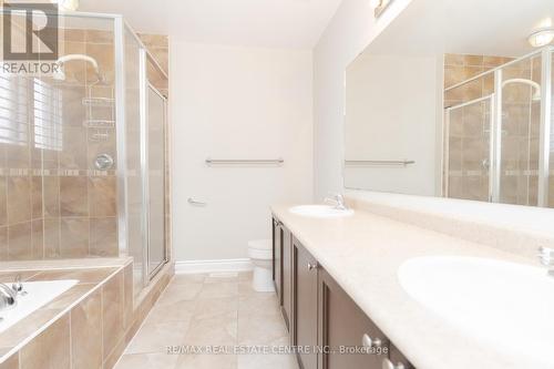 84 Monarchy Street, Barrie, ON - Indoor Photo Showing Bathroom