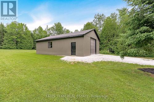 2764 Fairgrounds Road, Severn, ON - Outdoor