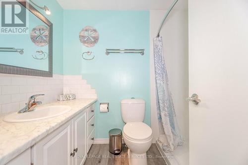 30 Burbank Place, Barrie, ON - Indoor Photo Showing Bathroom