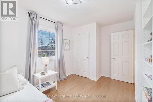 431 Commonwealth Circle, Mississauga, ON - Indoor Photo Showing Bedroom