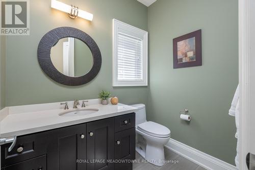 42 Oak Street, Halton Hills, ON - Indoor Photo Showing Bathroom