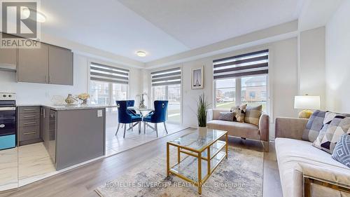 538 Worden Street, Cobourg, ON - Indoor Photo Showing Living Room