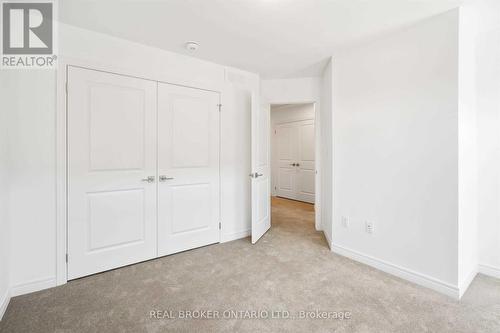 141 Summersides Boulevard, Pelham, ON - Indoor Photo Showing Other Room