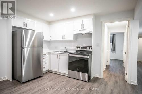 141 Summersides Boulevard, Pelham, ON - Indoor Photo Showing Kitchen