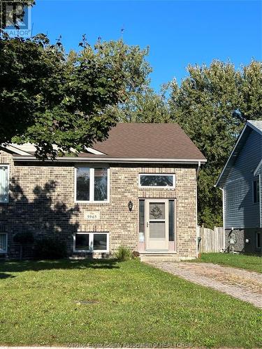 5965 North Woodmont Avenue, Lasalle, ON - Outdoor