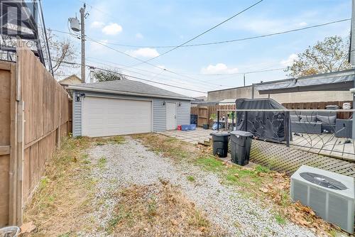 1174 Hickory Road, Windsor, ON - Outdoor With Exterior