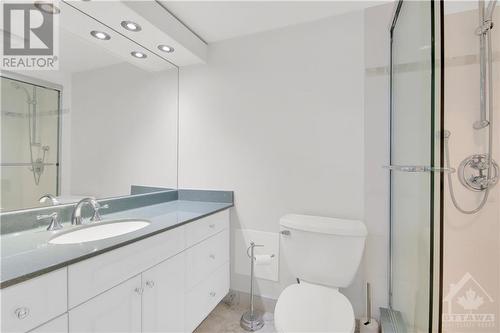 370 Dominion Avenue Unit#402, Ottawa, ON - Indoor Photo Showing Bathroom