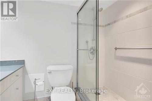 402 - 370 Dominion Avenue, Ottawa, ON - Indoor Photo Showing Bathroom