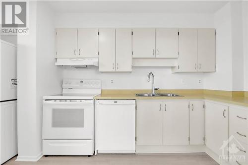 370 Dominion Avenue Unit#402, Ottawa, ON - Indoor Photo Showing Kitchen With Double Sink