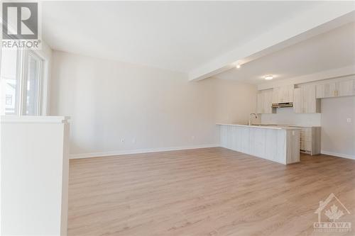 171 Beebalm Crescent, Ottawa, ON - Indoor Photo Showing Kitchen