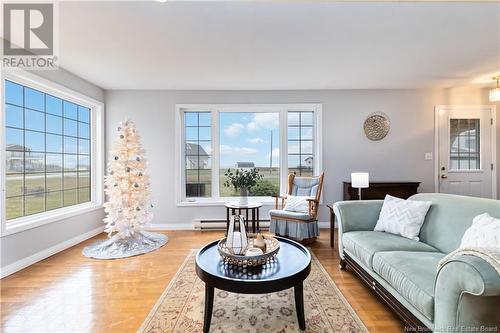 51 Vautour Road, Cap-Pelé, NB - Indoor Photo Showing Living Room