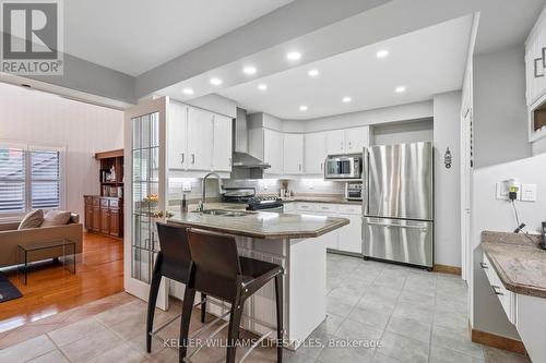 6 Ainsley Court, London, ON - Indoor Photo Showing Kitchen