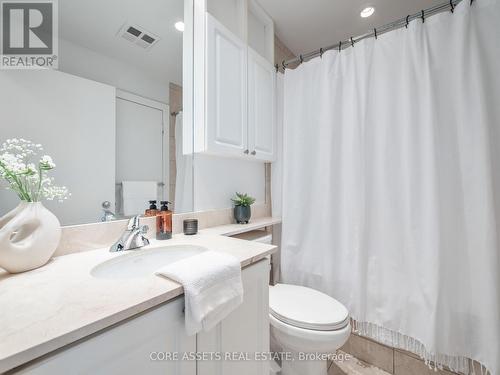 3808 - 8 Park Road, Toronto, ON - Indoor Photo Showing Bathroom