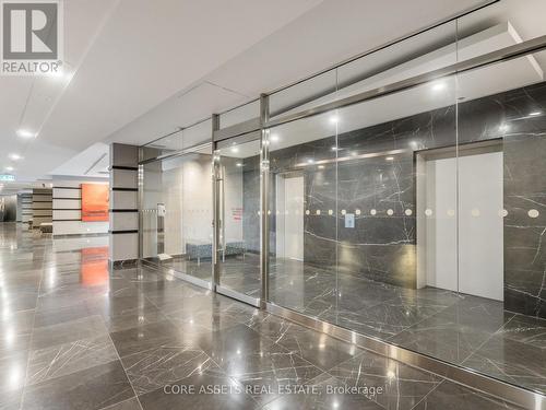 3808 - 8 Park Road, Toronto, ON - Indoor