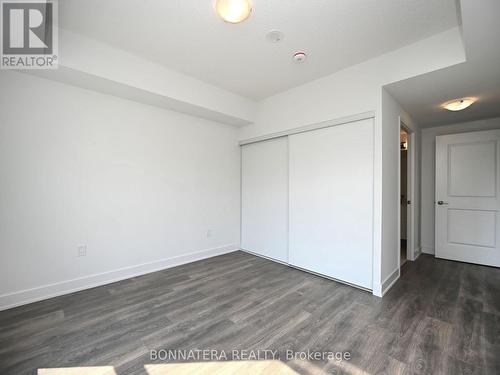 408 - 202 Burnhamthorpe Road E, Mississauga, ON - Indoor Photo Showing Other Room