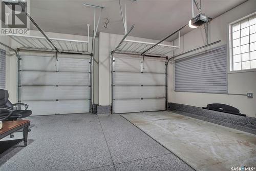 923 Brookhurst Lane, Saskatoon, SK - Indoor Photo Showing Garage