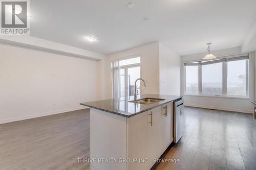 3165 Mintwood Circle, Oakville, ON - Indoor Photo Showing Kitchen With Double Sink