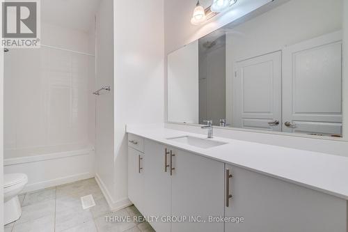 3165 Mintwood Circle, Oakville, ON - Indoor Photo Showing Bathroom