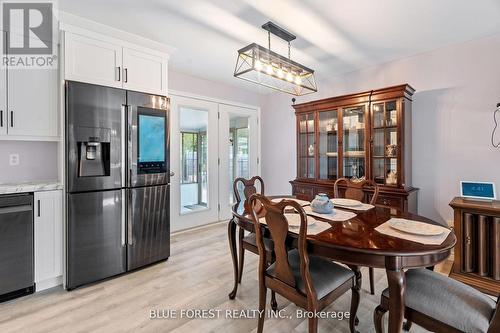 7 Andrews Cres Acres, Goderich, ON - Indoor Photo Showing Dining Room