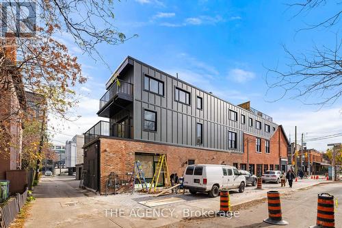 2 - 139 Robert Street, Toronto, ON 