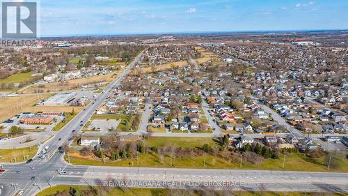 5352 Stanley Avenue, Niagara Falls (211 - Cherrywood), ON - Outdoor With View