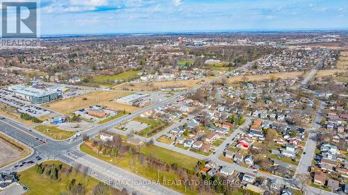 5352 Stanley Avenue, Niagara Falls (211 - Cherrywood), ON - Outdoor With View