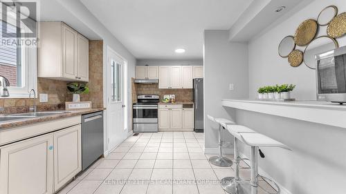 117 Ashbury Avenue, London, ON - Indoor Photo Showing Kitchen With Double Sink