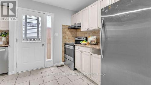 117 Ashbury Avenue, London, ON - Indoor Photo Showing Kitchen