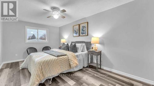 117 Ashbury Avenue, London, ON - Indoor Photo Showing Bedroom