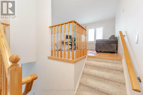 1750 Silver Maple Drive, Pickering, ON - Indoor Photo Showing Other Room