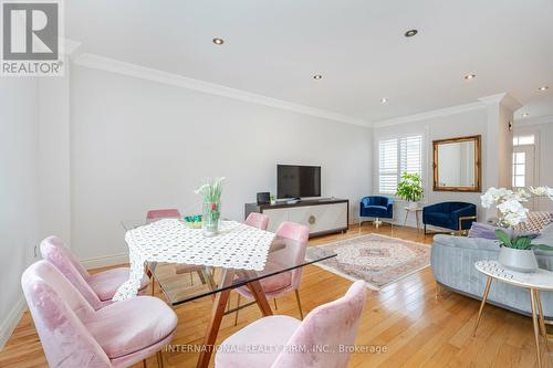 1750 Silver Maple Drive, Pickering, ON - Indoor Photo Showing Living Room