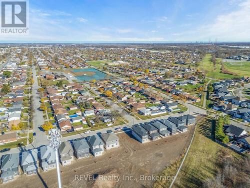 71 Laugher Avenue, Welland (773 - Lincoln/Crowland), ON - Outdoor With View