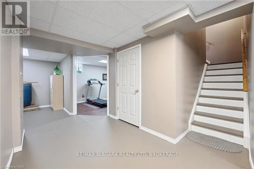 31 Graves Crescent, St. Catharines, ON - Indoor Photo Showing Other Room