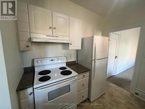 4 - 80 Bridge Street W, Belleville, ON - Indoor Photo Showing Kitchen