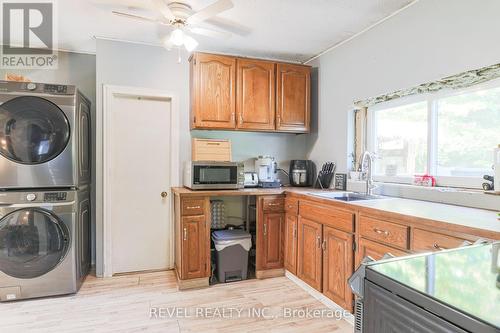 1 Ties Mountain Road, Galway-Cavendish And Harvey, ON - Indoor Photo Showing Laundry Room